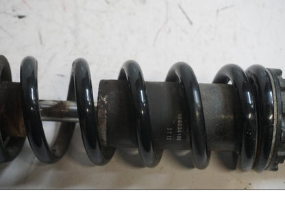 Snett uppifrån på Stötdämpare från en Husqvarna TR 650 Strada -2012 motorcykel.