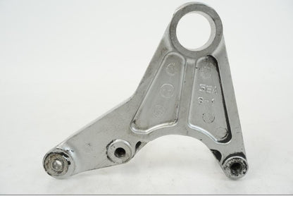 Framsidan på Bromsoksfäste från en Yamaha XJR 1300 -2002 motorcykel.