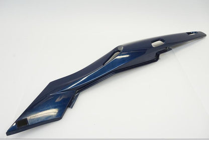 Höger sida på Bakvinge från en Triumph Sprint GT -2011 motorcykel.