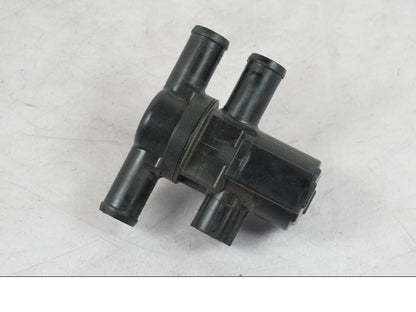 Snett nerifrån på Second Air från en Kawasaki Z 900 -2019 motorcykel.