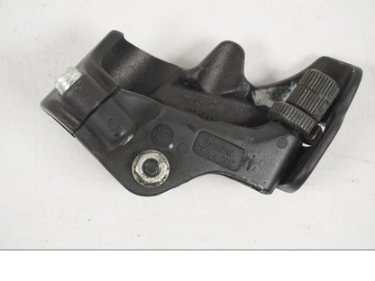 Vänster sida på Kopplingsklo från en MV Agusta Dragster -2014 motorcykel.