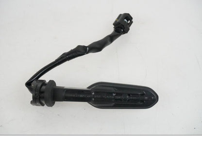 Baksidan på Blinkers LED från en Yamaha MT-09 -2024 motorcykel.