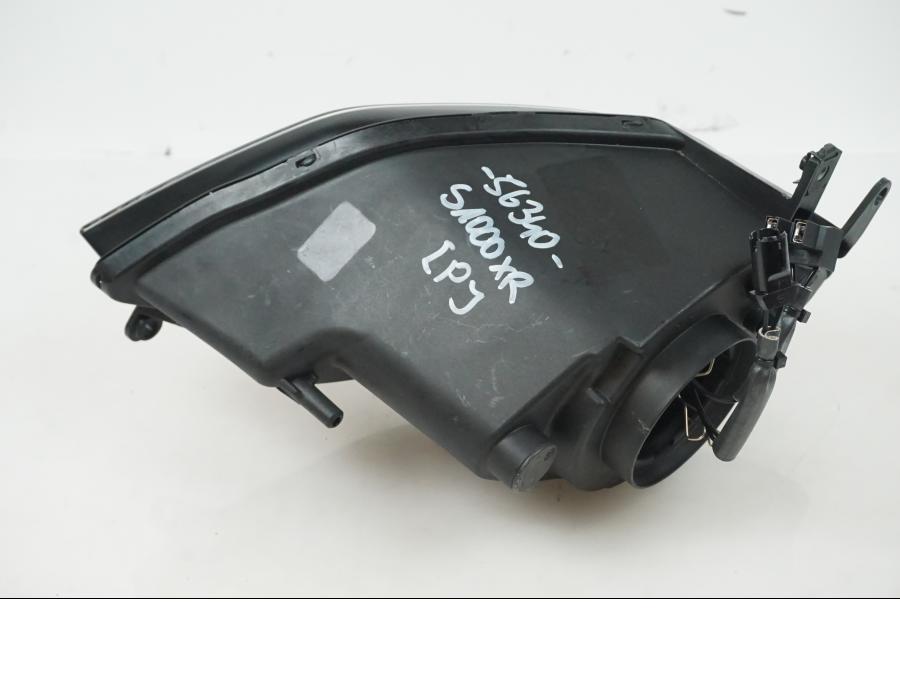 Baksidan på Strålkastare från en BMW S 1000 XR -2016 motorcykel.