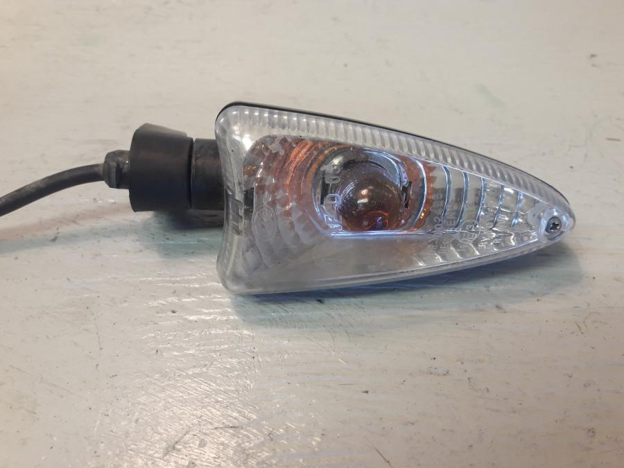 Framsidan på Blinkers från en Yamaha WR 125 -2010 motorcykel.