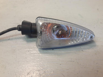 Framsidan på Blinkers från en Yamaha WR 125 -2010 motorcykel.