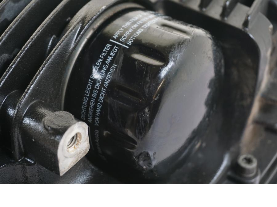 Baksidan på Motorblock från en BMW R NineT -2017 motorcykel.