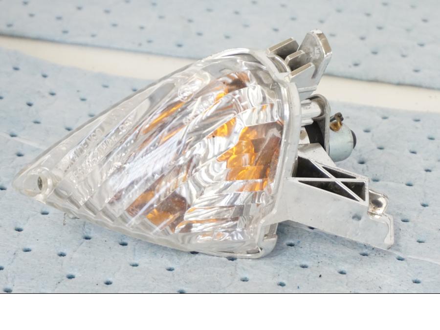 Framsidan på Blinkers från en Suzuki GSX-R 1000 -2008 motorcykel.