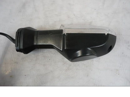 Höger sida på Blinkers från en Kawasaki Z 800 -2014 motorcykel.