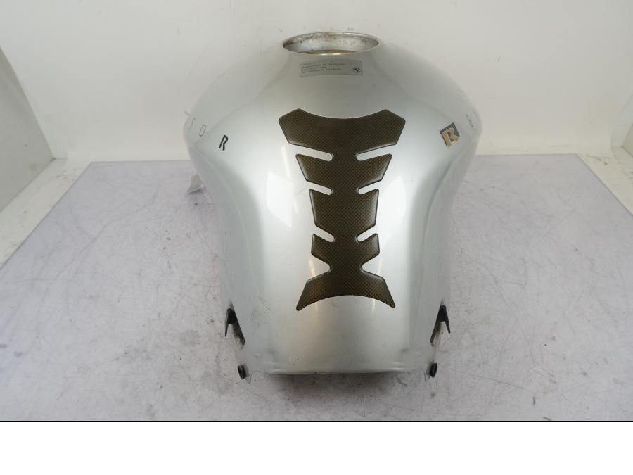 Vänster sida på Bensintank från en BMW R 850 R -2004 motorcykel.