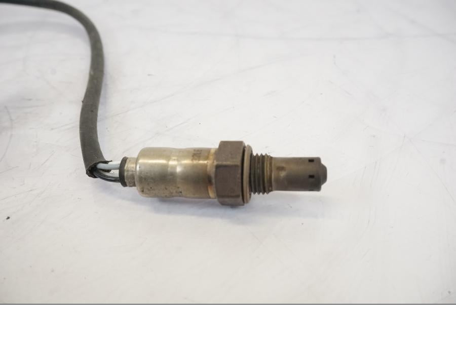 Baksidan på Lambdasond från en BMW S 1000 XR -2019 motorcykel.