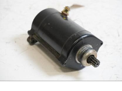 Framsidan på Startmotor från en Kawasaki ZZR 1100 -1991 motorcykel.