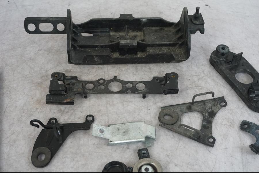 Snett uppifrån på Skruv / Mutter etc från en Kawasaki ZX-10R -2008 motorcykel.