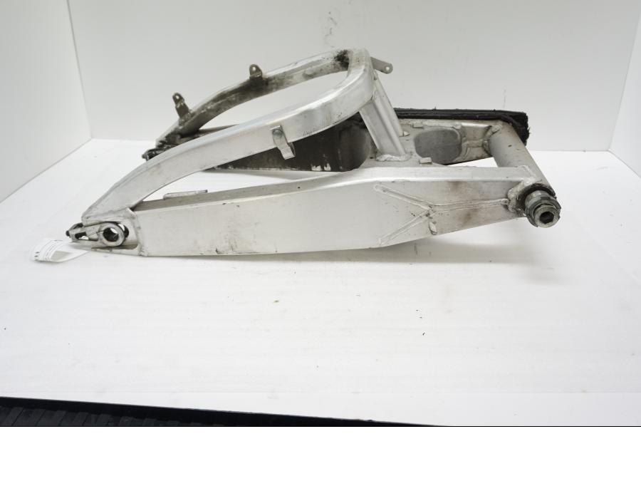 Framsidan på Sving från en Honda CBR 900 RR -1998 motorcykel.