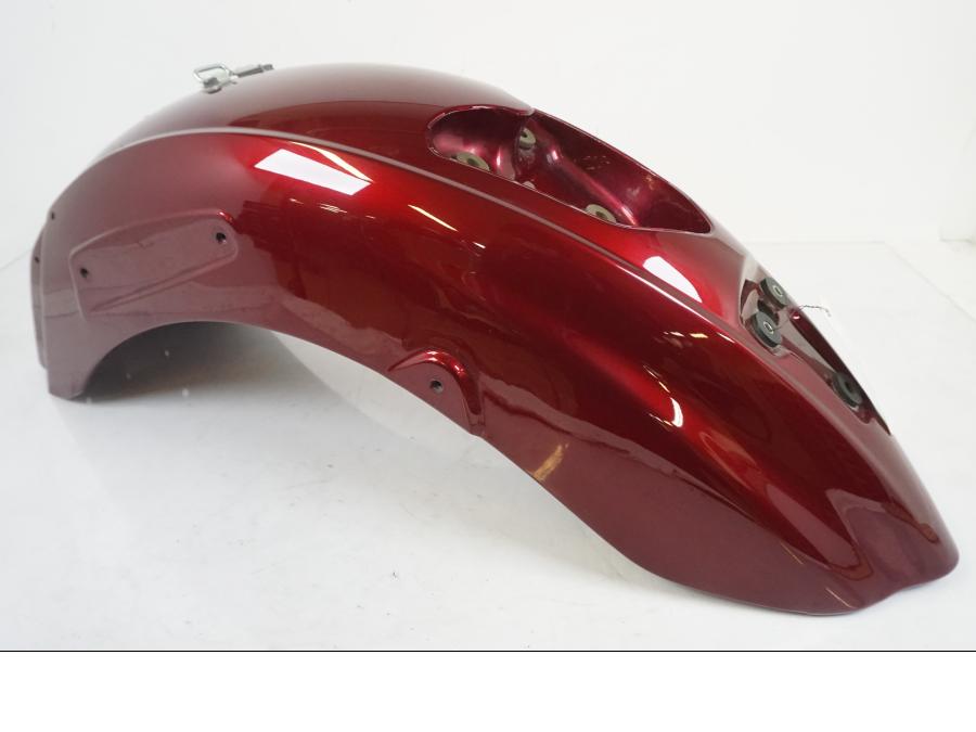 Framsidan på <p>Bakskärm till Kawasaki VN 1700 Classic Tourer.</p>

<p>Mindre skavanker finns se bilder.</p> motorcykel.