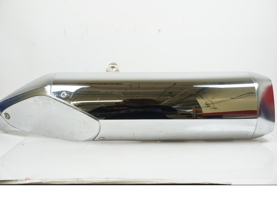 Vänster sida på Ljuddämpare från en BMW K 1600 -2013 motorcykel.