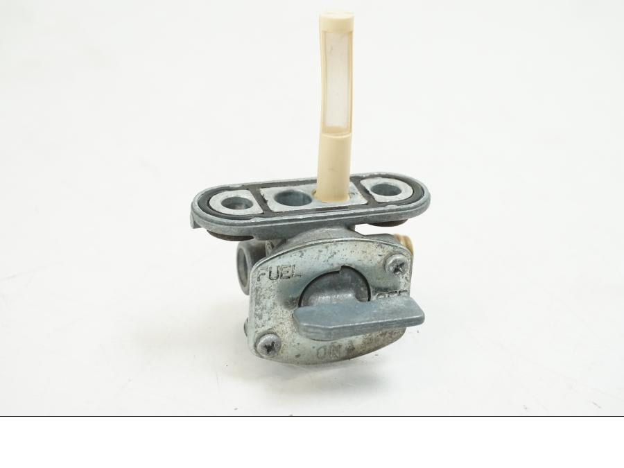 Framsidan på Bensinkran från en Yamaha YZF 1000 R1 -2001 motorcykel.