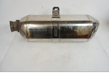 Baksidan på Ljuddämpare från en BMW K 1300 S -2007 motorcykel.