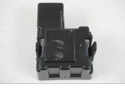 Baksidan på Sadellås från en KTM 1290 Super Duke R EVO -2023 motorcykel.