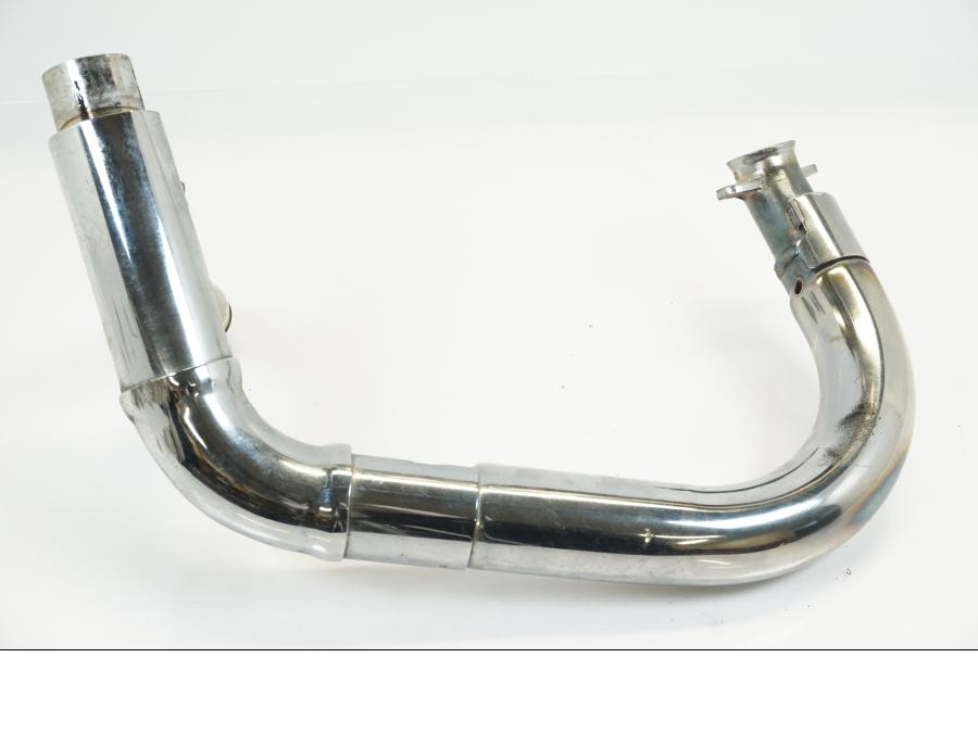 Framsidan på Grenrör från en Triumph Speedmaster -2006 motorcykel.