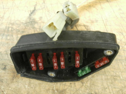 Framsidan på Säkringsbox från en Honda VT 1100 C -1997 motorcykel.