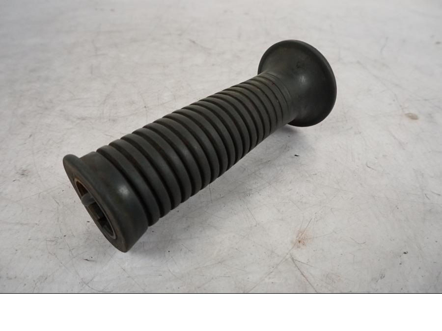 Höger sida på Värmehandtag från en BMW R 850 R -2004 motorcykel.