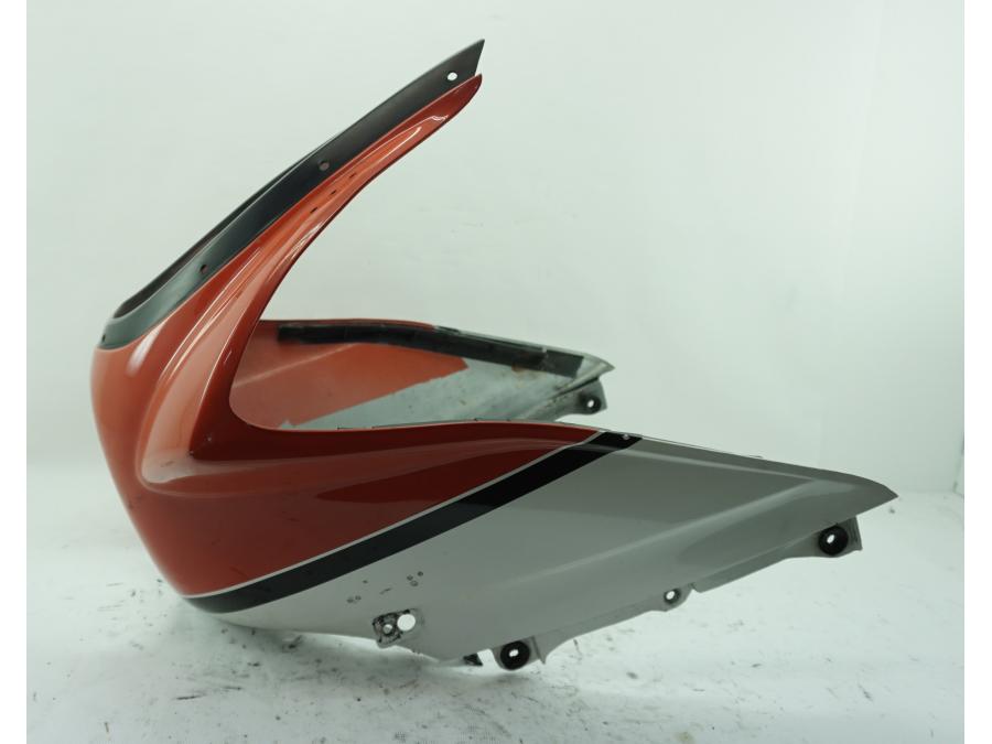 Höger sida på Toppkåpa från en Suzuki GSX 1100 EF -1985 motorcykel.