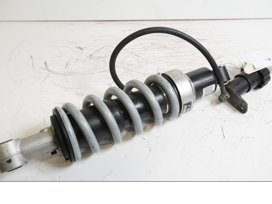 Framsidan på Stötdämpare från en BMW R 1150 R -2001 motorcykel.