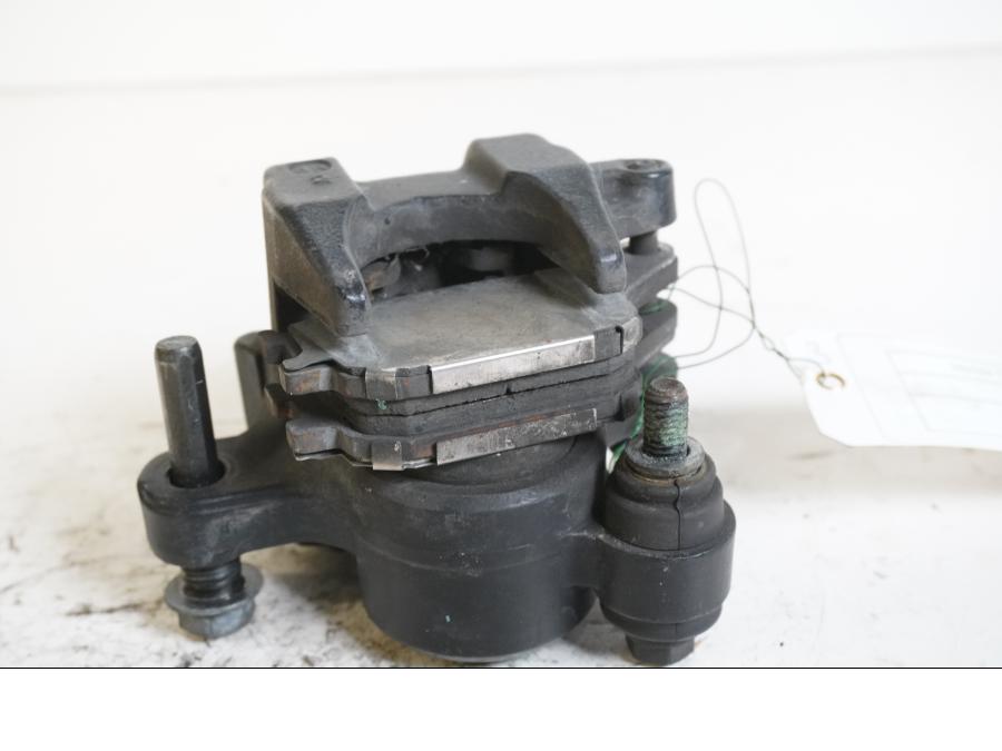 Höger sida på Bromsok från en Honda CB 750 SF -1999 motorcykel.