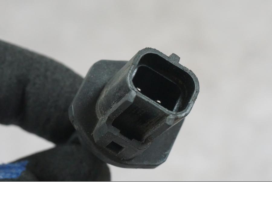 Vänster sida på Luftburksensor från en Buell 1125 R -2008 motorcykel.