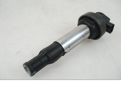 Baksidan på Tändspole från en BMW F 750 GS -2019 motorcykel.