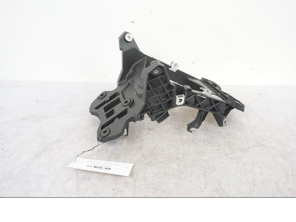 Framsidan på Toppkåpstag från en BMW F 800 R -2018 motorcykel.