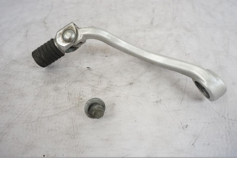 Framsidan på Växelpedal från en KTM 690 Duke -2014 motorcykel.