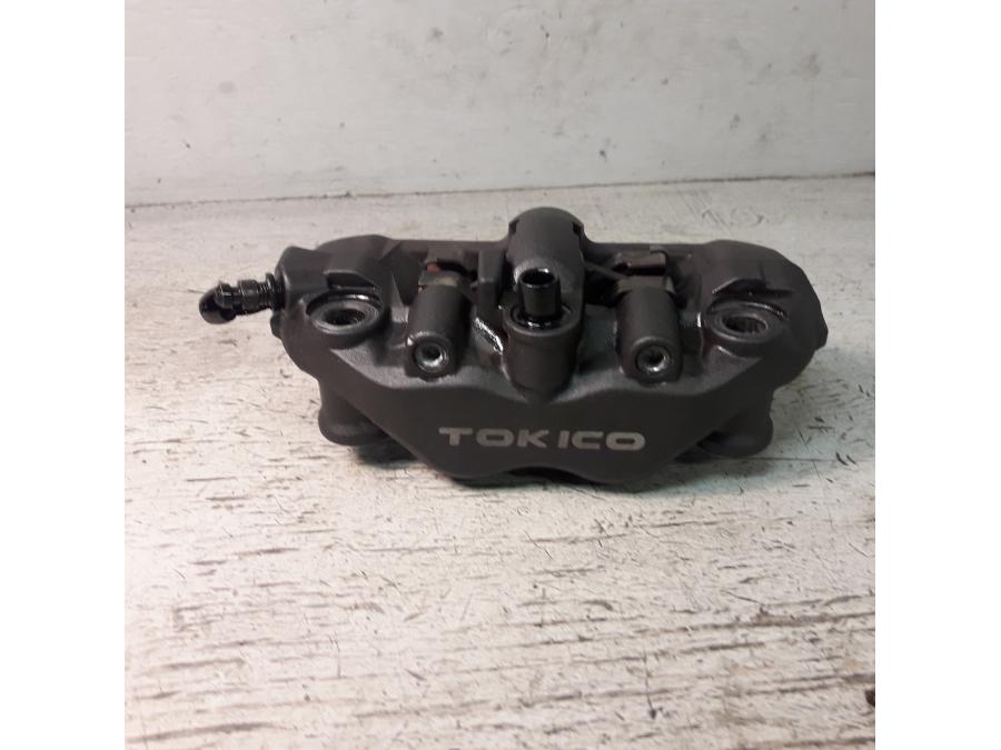 Framsidan på Bromsok från en Honda CBR 1000 RR -2004 motorcykel.