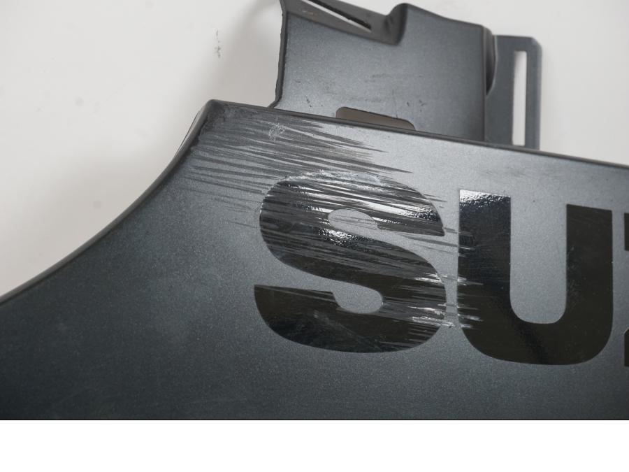 Snett nerifrån på Magkåpa från en Suzuki GSX-R 1000 -2007 motorcykel.