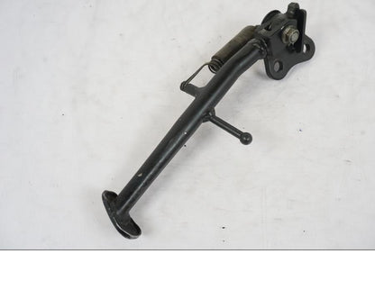 Framsidan på Sidostöd från en Honda CBR 900 RR -2003 motorcykel.