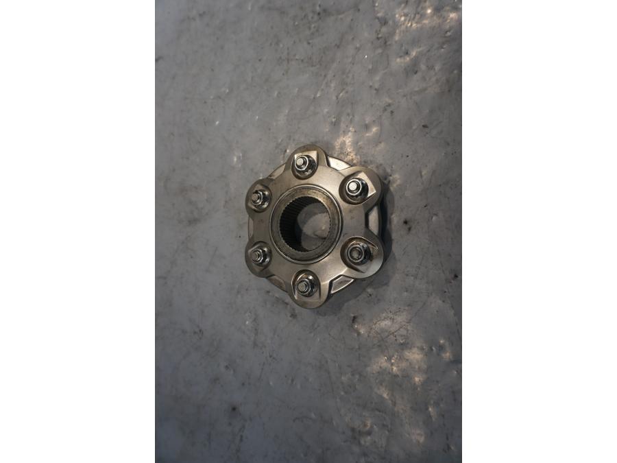 Framsidan på Drevfäste från en Ducati Diavel -2015 motorcykel.