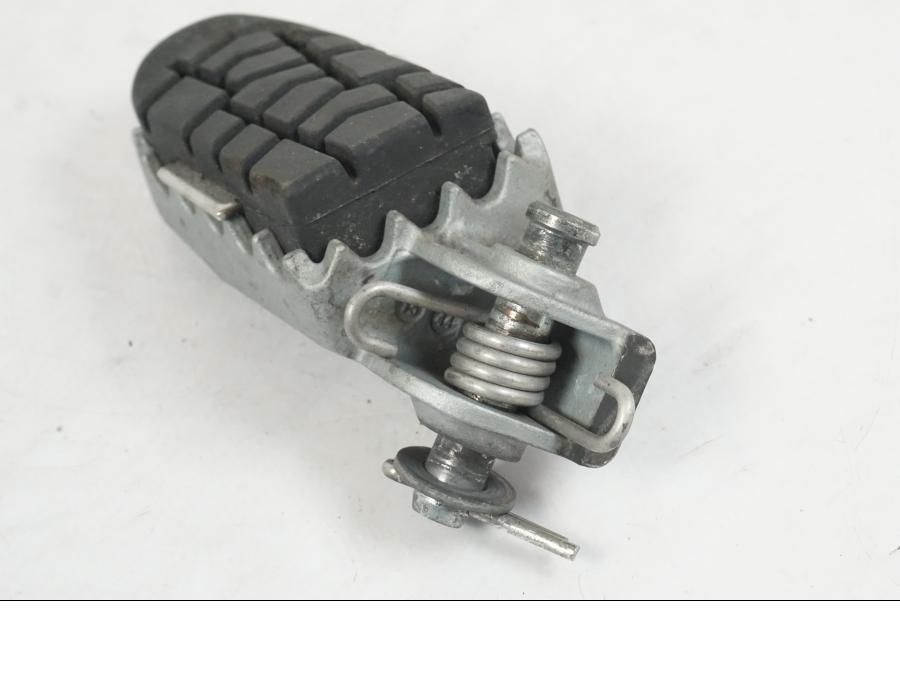 Extrabild1 på Fotpinne från en Husqvarna 701 SUPERMOTO ABS -2016 motorcykel.