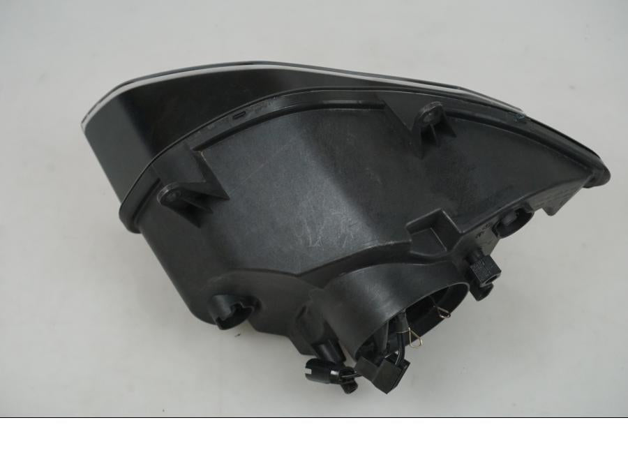 Vänster sida på Strålkastare från en BMW K 1200 RS -2008 motorcykel.