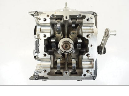 Extrabild4 på Topplock från en Ducati Hyperstrada -2013 motorcykel.