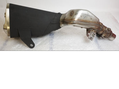 Höger sida på Ljuddämpare från en Kawasaki Z 800 -2015 motorcykel.