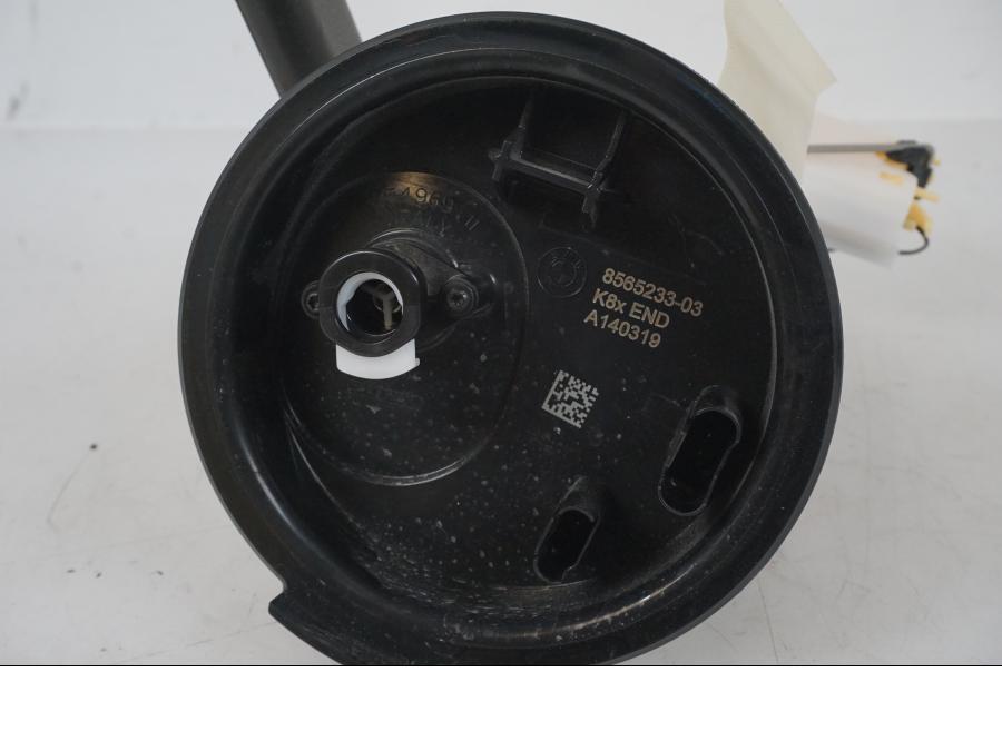 Baksidan på Bensinpump insprut från en BMW F 750 GS -2019 motorcykel.