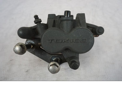 Baksidan på Bromsok från en Kawasaki ER-6F -2010 motorcykel.