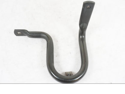 Baksidan på Motorskyddsbåge från en Honda NT 650 V -2002 motorcykel.