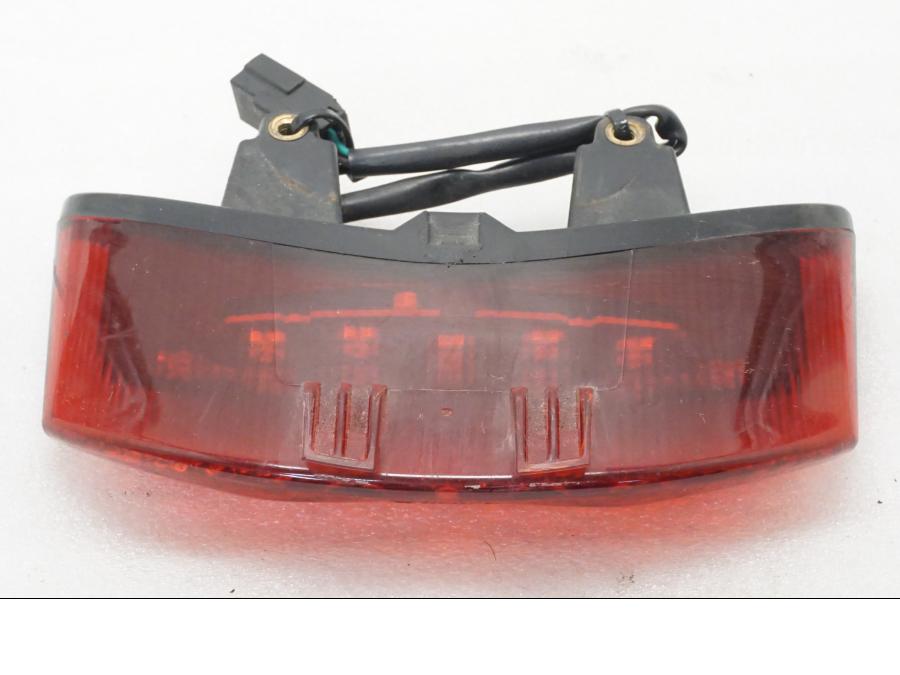 Framsidan på Baklampa från en Triumph Daytona 675 -2008 motorcykel.