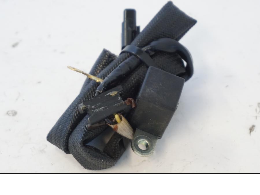 Extrabild1 på Tändpickup från en Kawasaki ER-6N -2012 motorcykel.