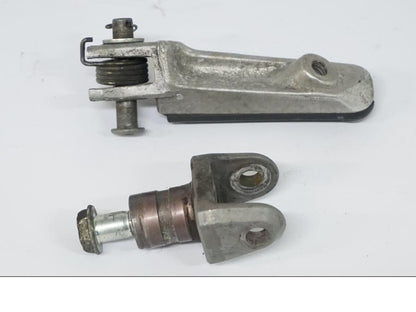 Höger sida på Fotpinne från en Honda CBR 900 RR -2002 motorcykel.