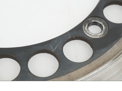 Höger sida på Bromsskiva från en Yamaha XJ 900 -1997 motorcykel.