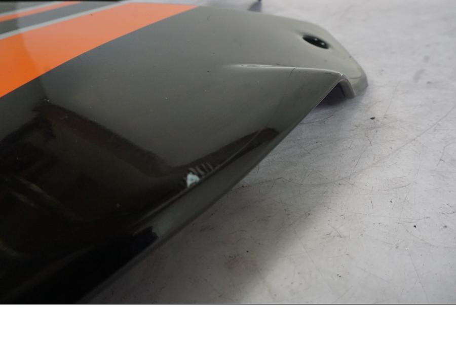 Extrabild1 på Kylarvinge från en KTM 640 SM -2005 motorcykel.