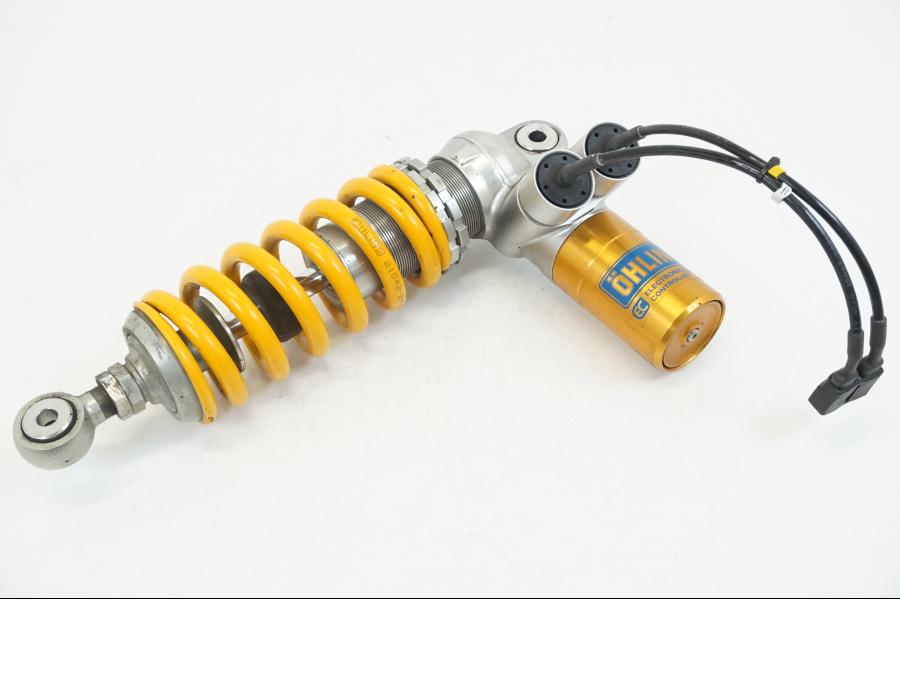 Framsidan på Stötdämpare Öhlins från en Ducati Streetfighter V4 -2020 motorcykel.