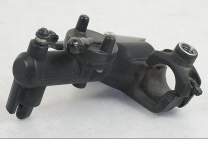 Höger sida på Bromshuvudcylinder från en BMW F 800 GS -2008 motorcykel.